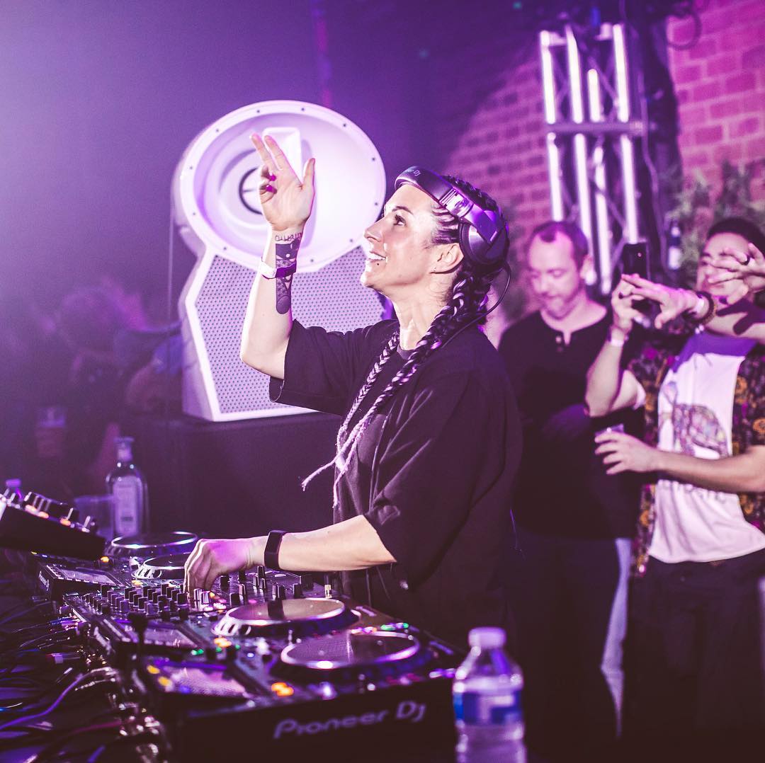 @hannah_wants best moments from her special guest appeara...