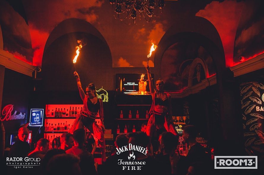Girls are on Fire with @jackfire & @room13club 