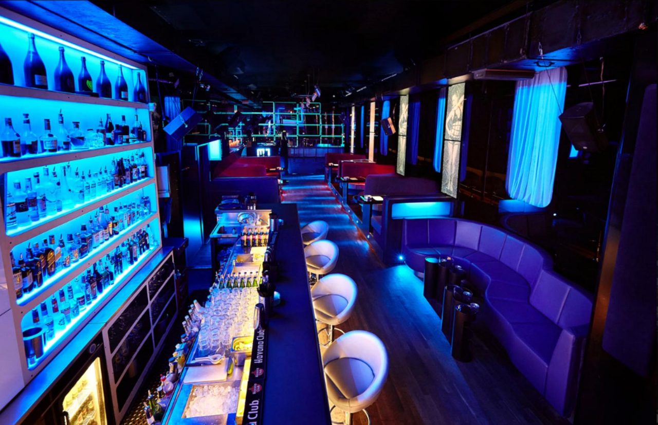 M1 Lounge Bar & Club